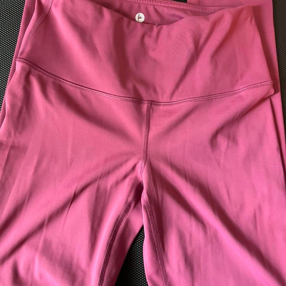 90 degree pinkish leggings worn once